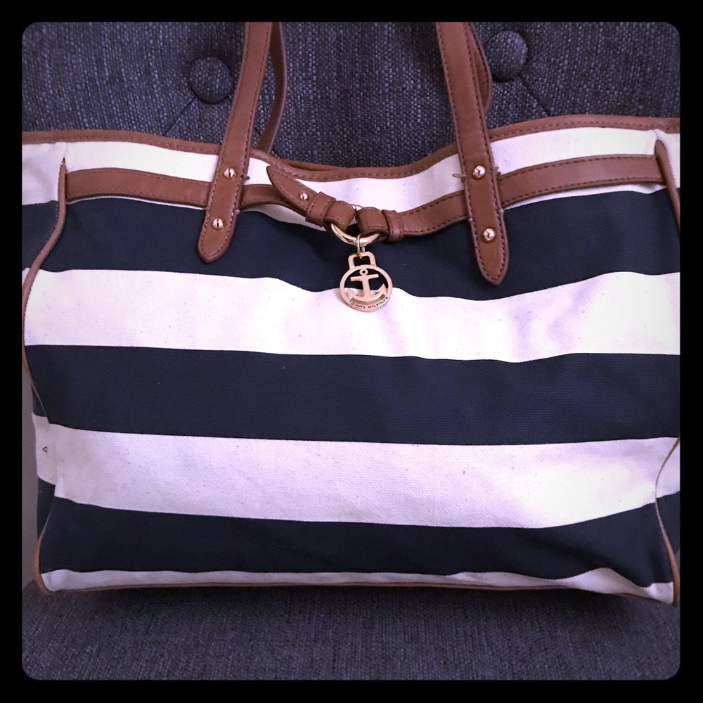 Tommy Hilfiger tote bag💕